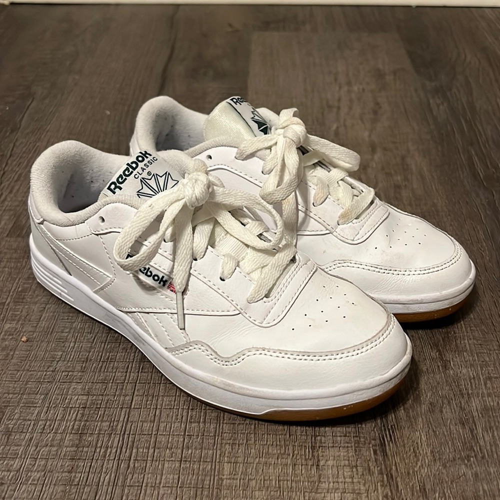 Reebok Classics women size 7 used